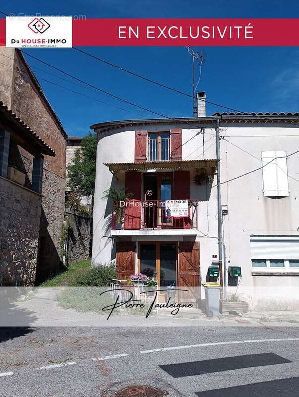 Maison à UCEL