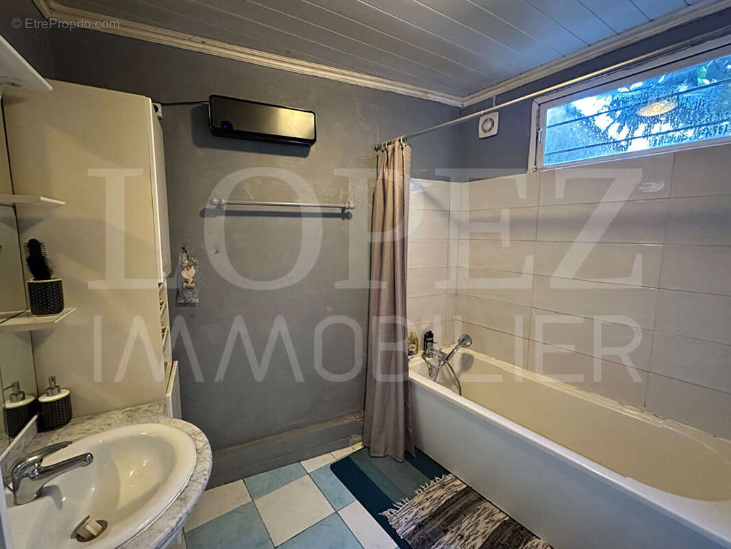 Maison à LABASTIDE-ROUAIROUX