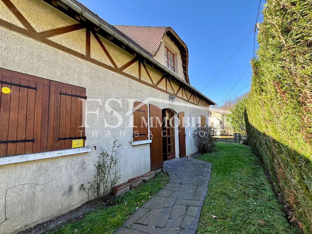 Maison à SAINT-LEU-LA-FORET