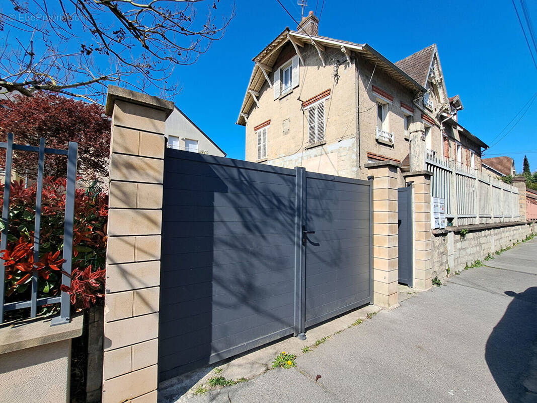 Appartement à BEAUMONT-SUR-OISE