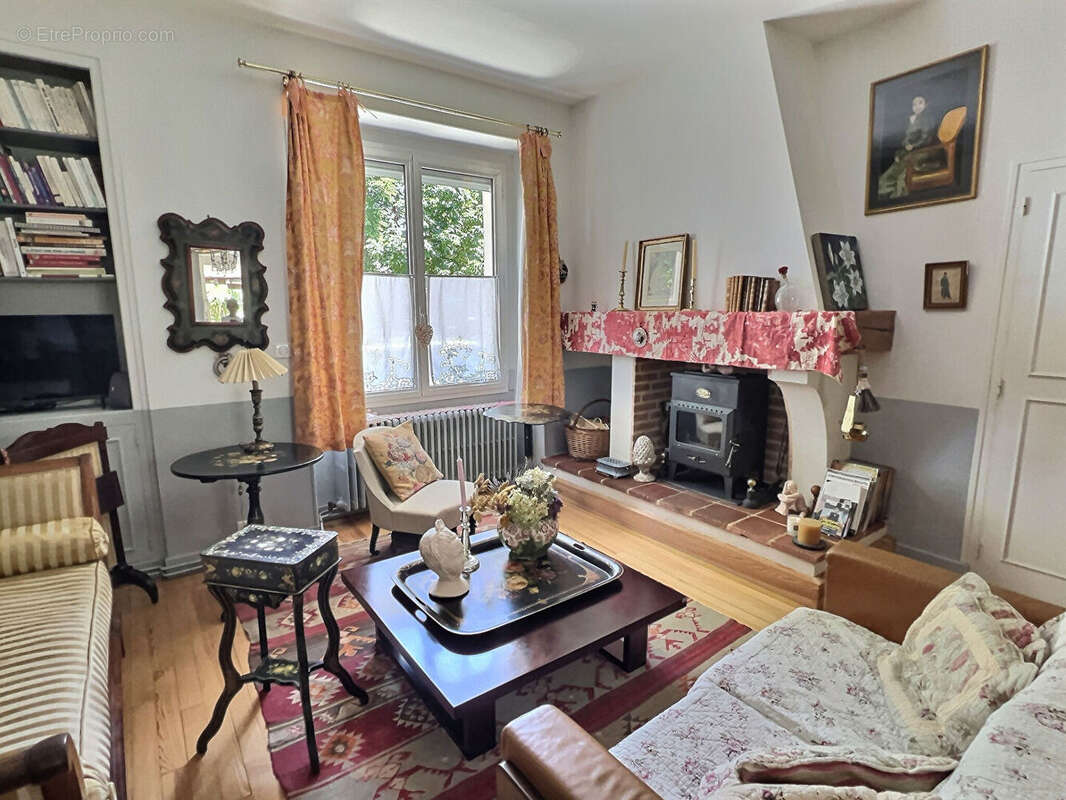 Maison à VILLENEUVE-SUR-LOT