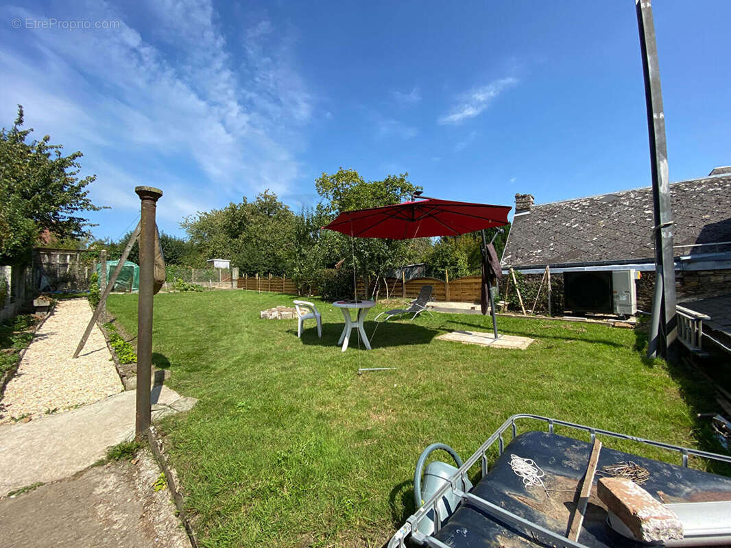 Maison à LA CHAPELLE-D'ANDAINE
