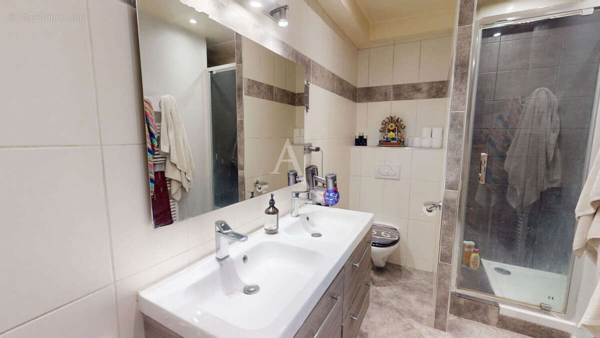 Appartement à CHILLY-MAZARIN