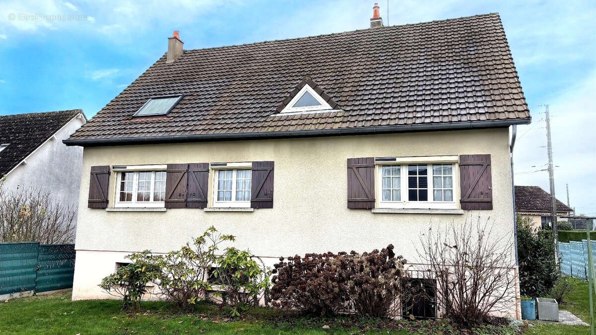 Maison à CHATEAUDUN