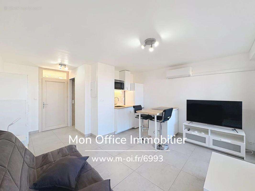 Référence : 6993-les. - studio rénové proche plage et centre à vendre à cavalaire sur mer - photo 4