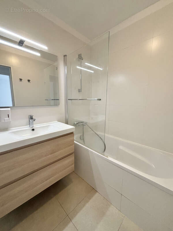Cassis - Vente appartement T4 avec balcon et cave - photo 4