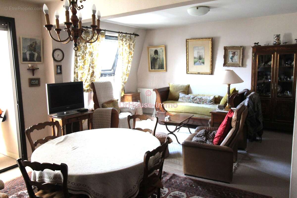 Appartement à PITHIVIERS