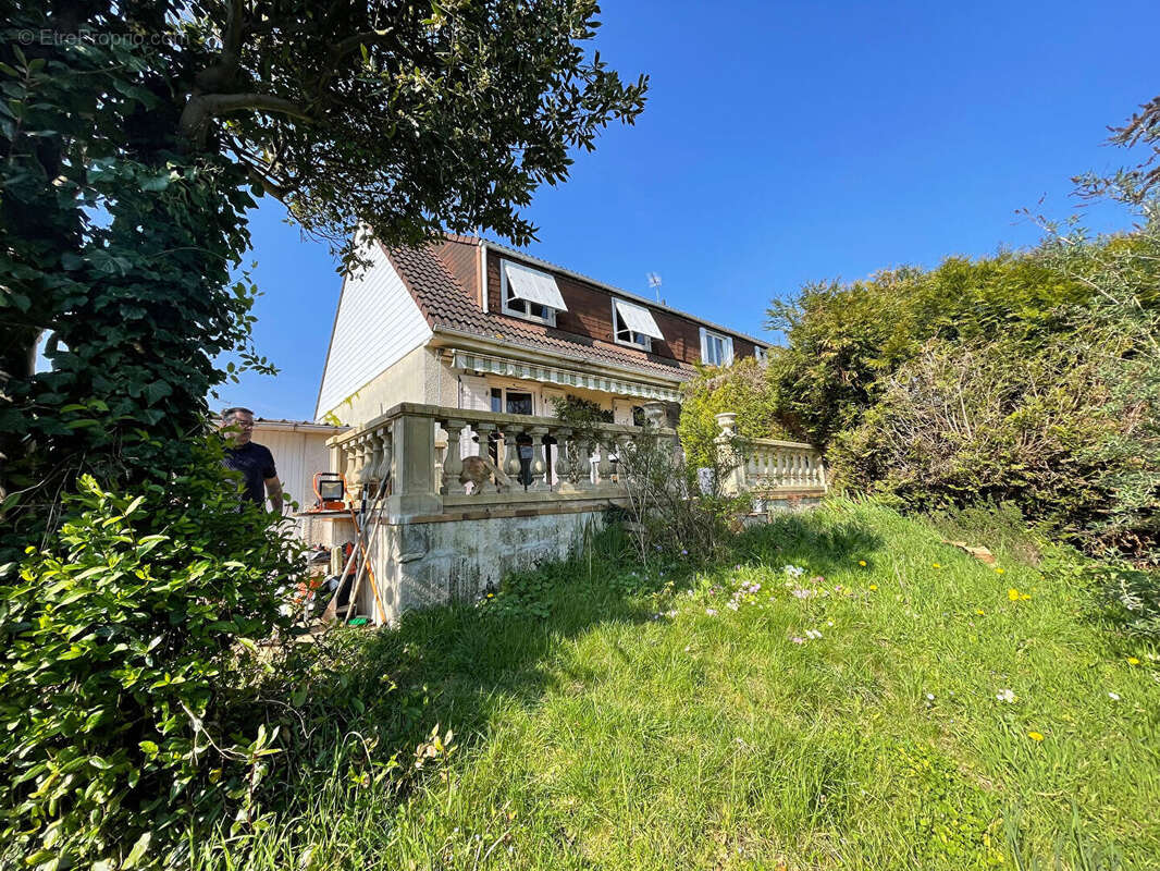 Maison à ETAMPES