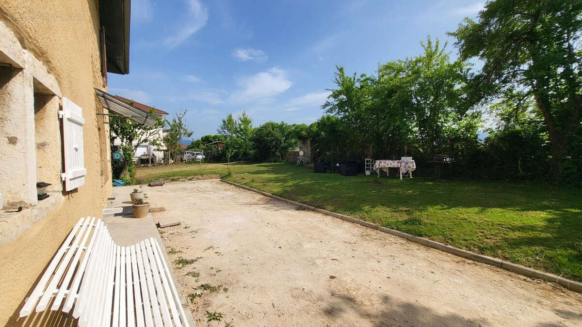 Maison à LE PONT-DE-BEAUVOISIN
