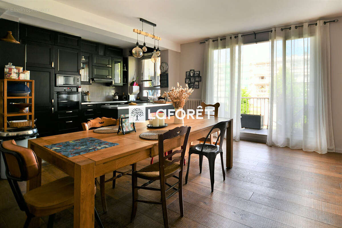 Appartement à VAUCRESSON