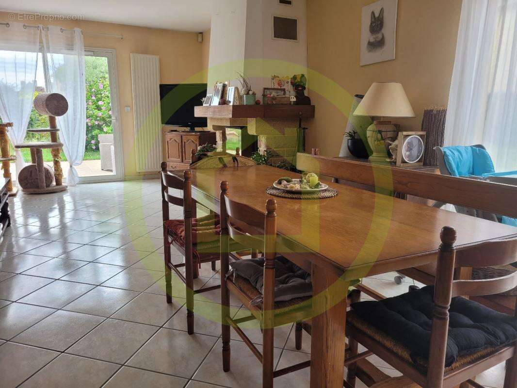 Maison à CUVERVILLE