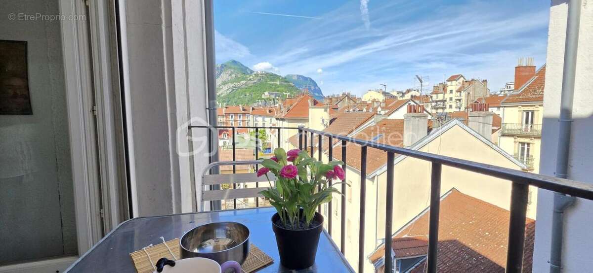 Studio avec balcon vue bastille - photo 2