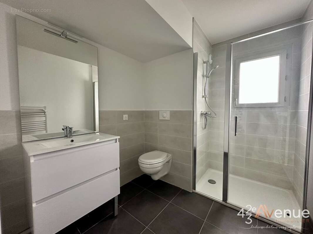 Appartement à SAINT-ETIENNE