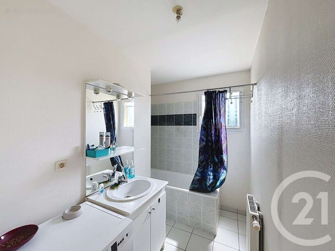 Maison à GOND-PONTOUVRE