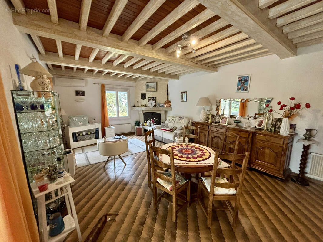 Maison à GRIGNAN