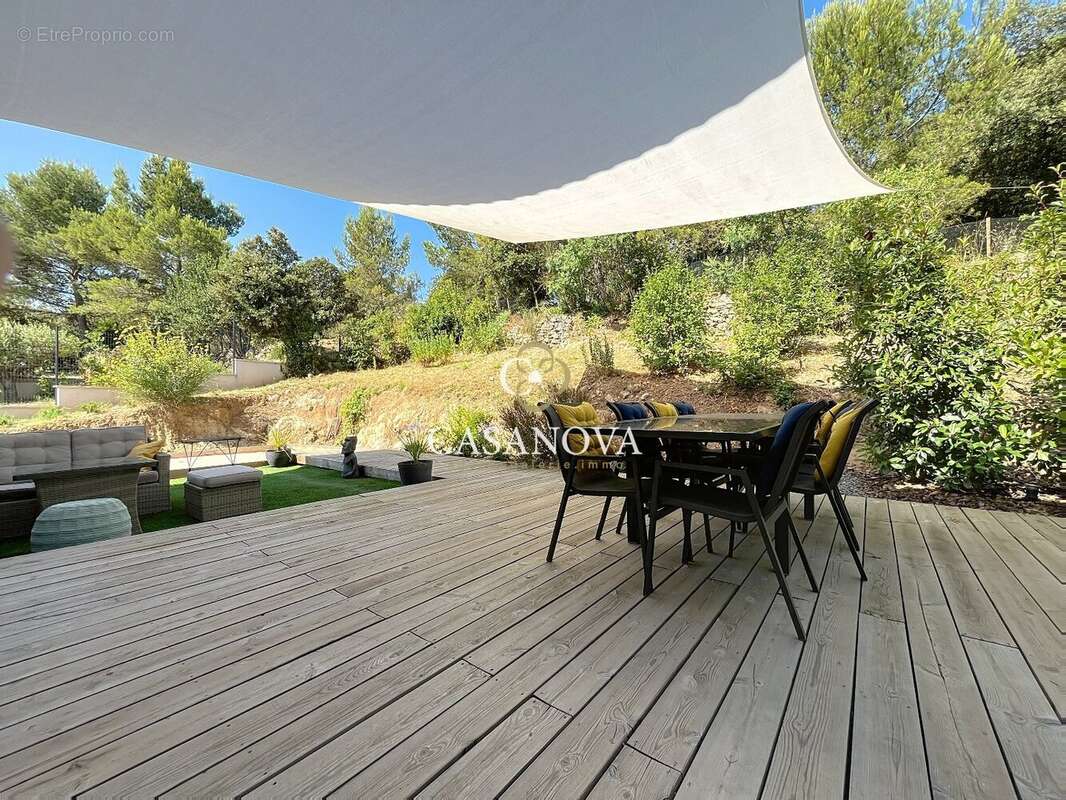 VUE PANORAMIQUE, dans un environnement calme et verdoyant sans être isolé, VILLA CONTEMPORAINE 2023 située dans un quartier rési - photo 14