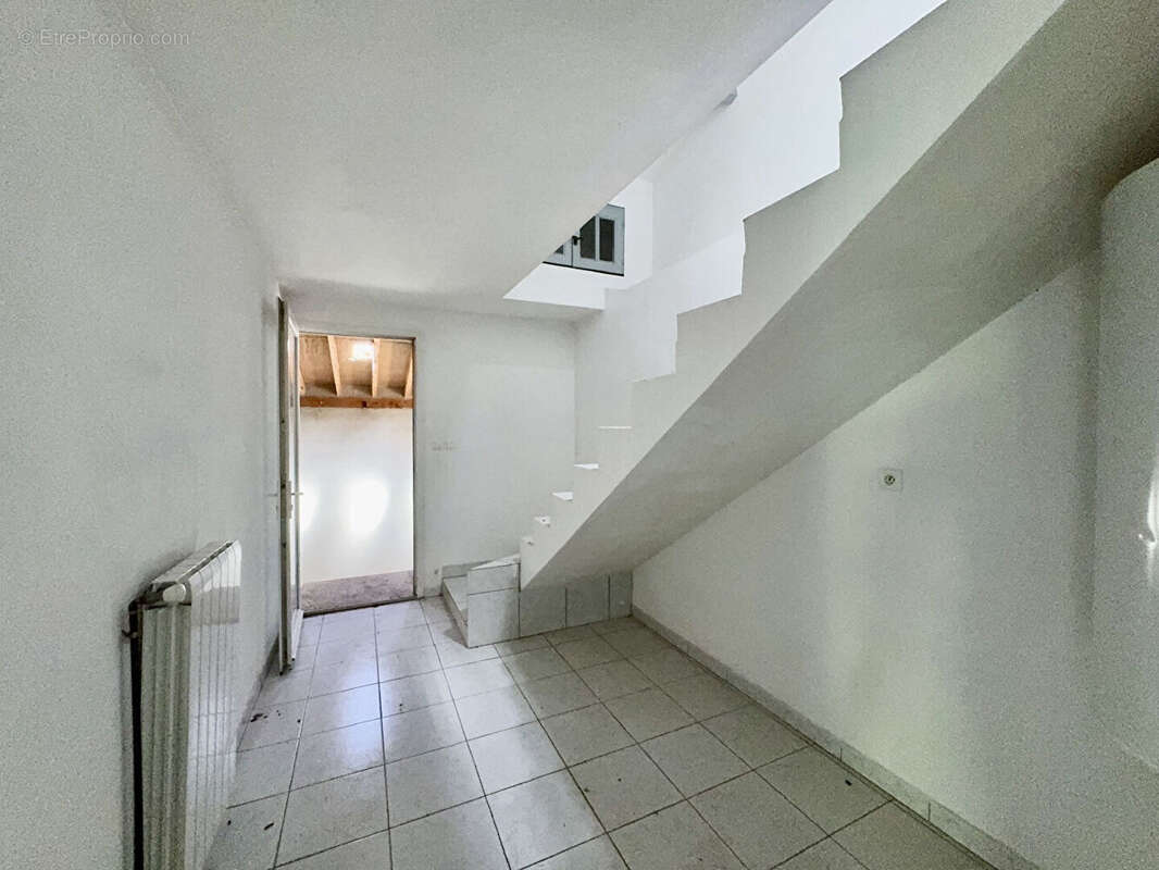 Maison à ROQUEMAURE