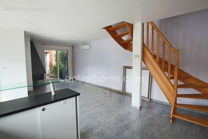 Toufflers Centre - Maison atypique ou Duplex 4 pièces avec terrasse - photo 5
