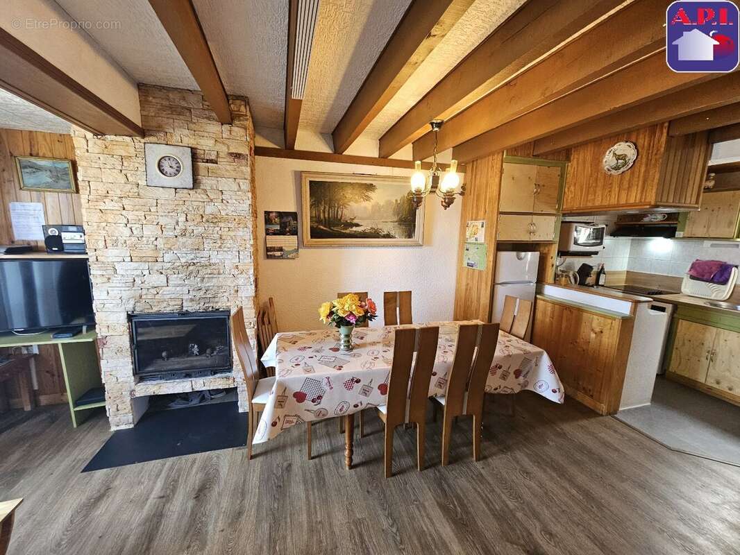 Maison à LES ANGLES