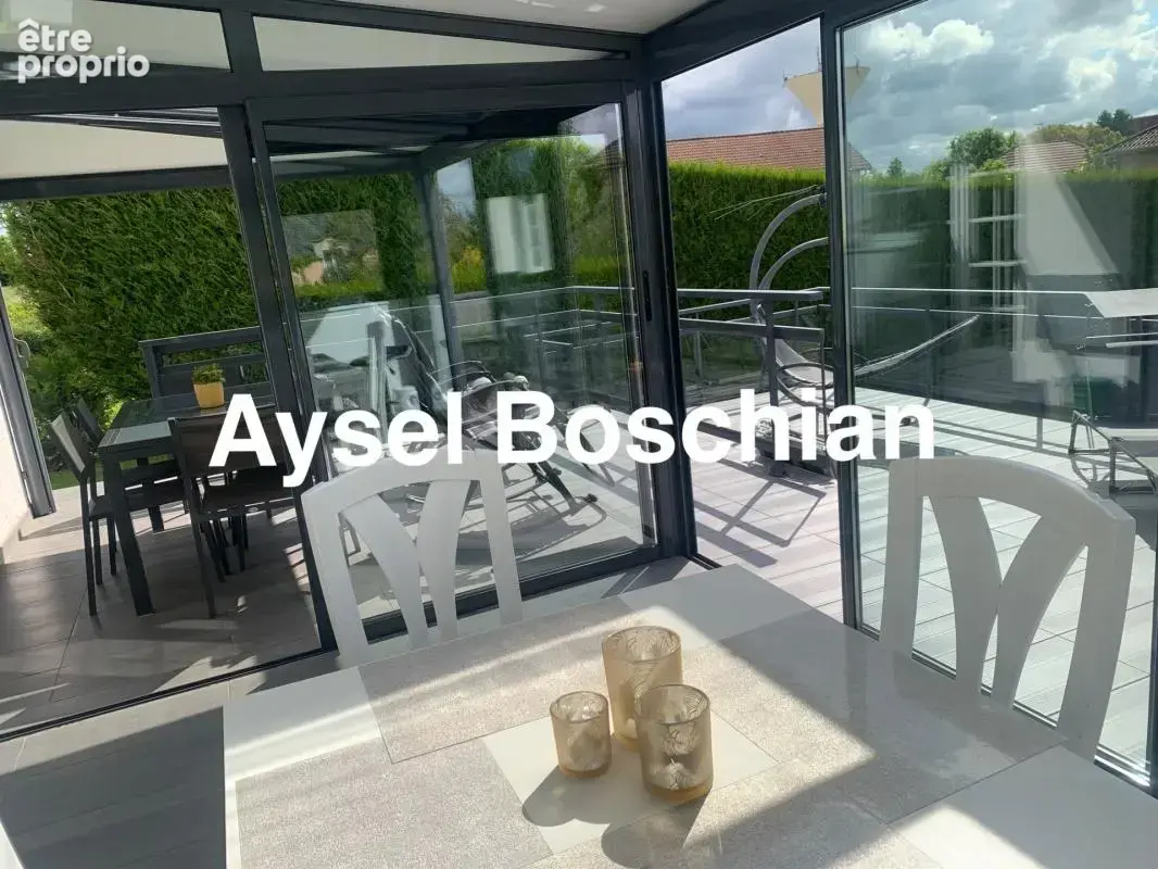Maison individuelle - plain- pied- 128m2 -4 chambres - 3 garages - parking- terrain - sous-sol complet -lexy - photo 10