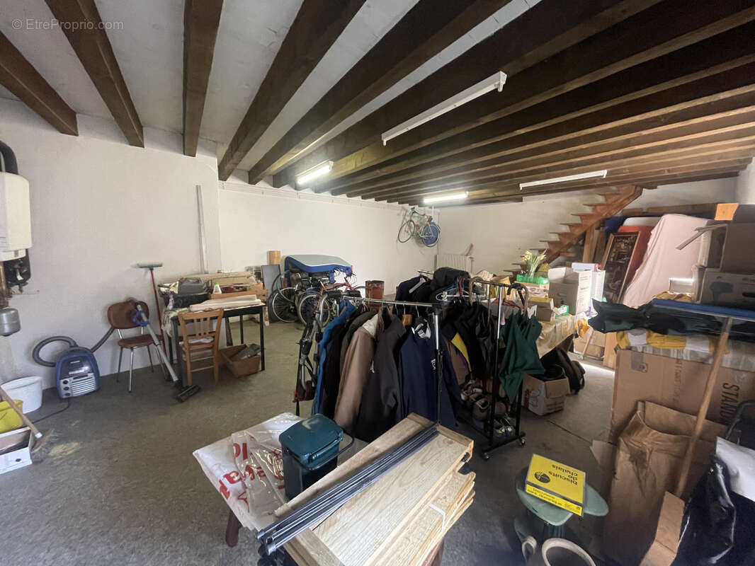 Appartement à ROCHEFORT-MONTAGNE