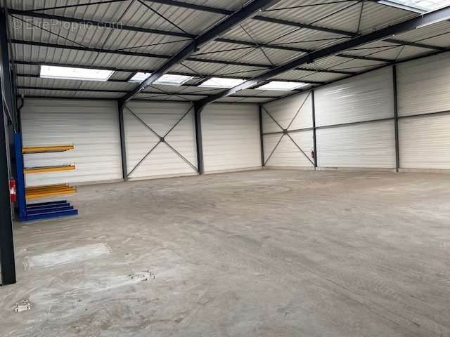 Commerce à GUICHAINVILLE