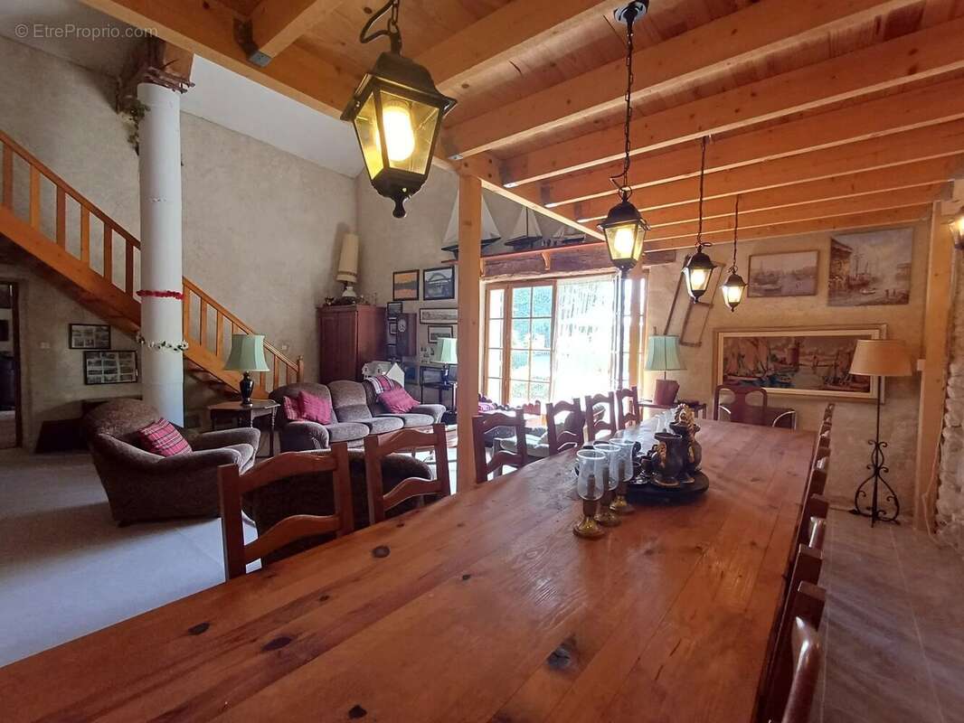 Charmante ferme charentaise avec vue magnifique et potentiel gîte - photo 10