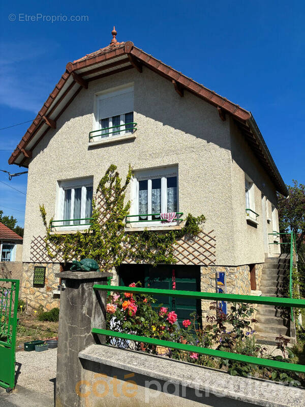 Maison à SAINT-AMAND-MONTROND