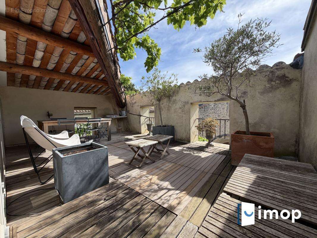 Maison à TULETTE