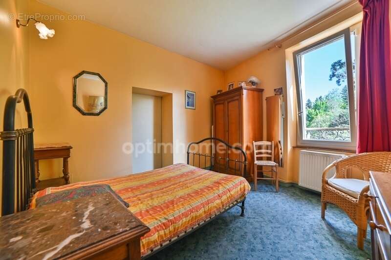 Maison à SAINT-PIERRE-D&#039;ARGENCON