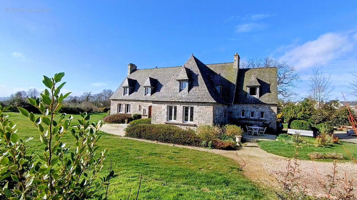 Maison à LANDIVISIAU