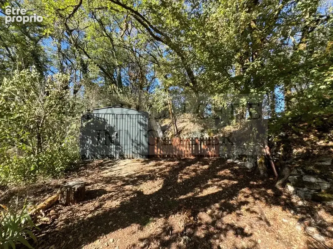 Jolie maison de plain-pied et garage sur un terrain de 2 820 m² - photo 21