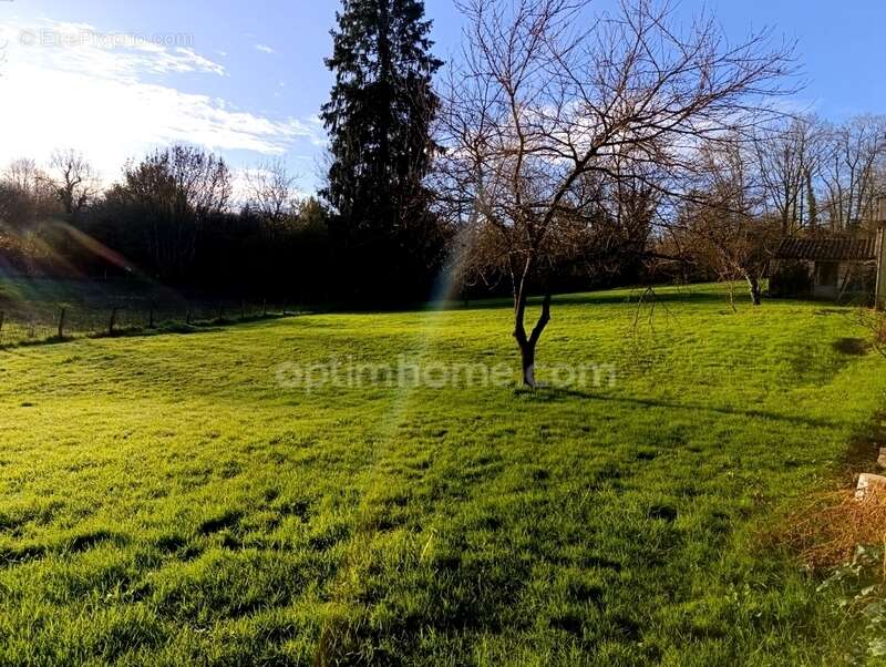 Maison à LA CAILLERE-SAINT-HILAIRE