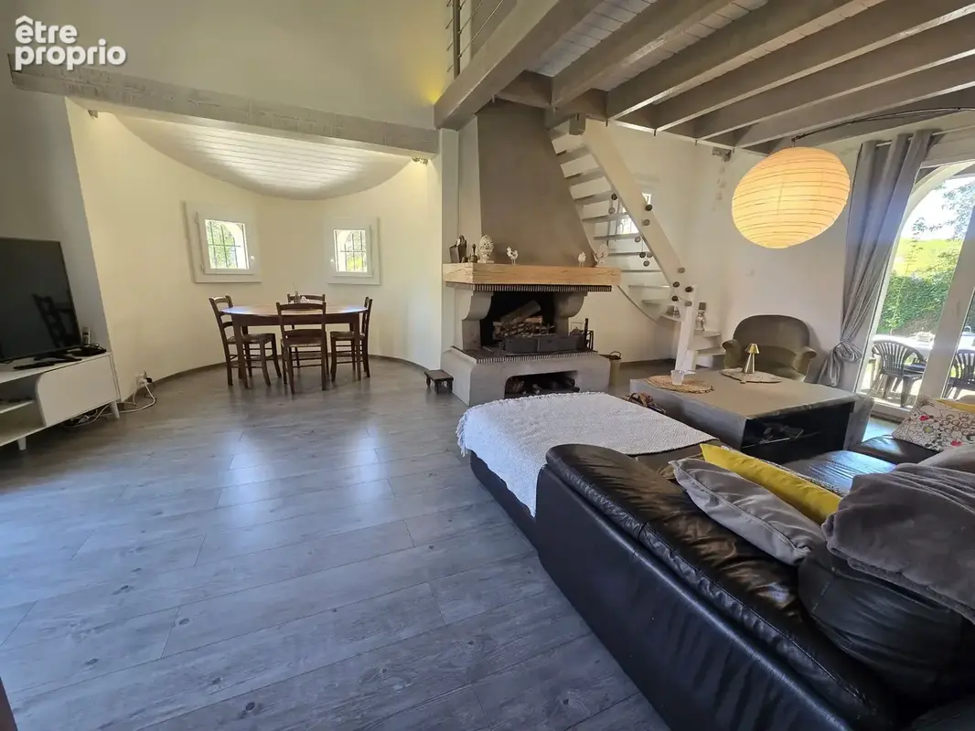 Maison familiale 180 m2 - 4/5 chambres - 1600 m2 terrain - calme sans vis à vis. - photo 3