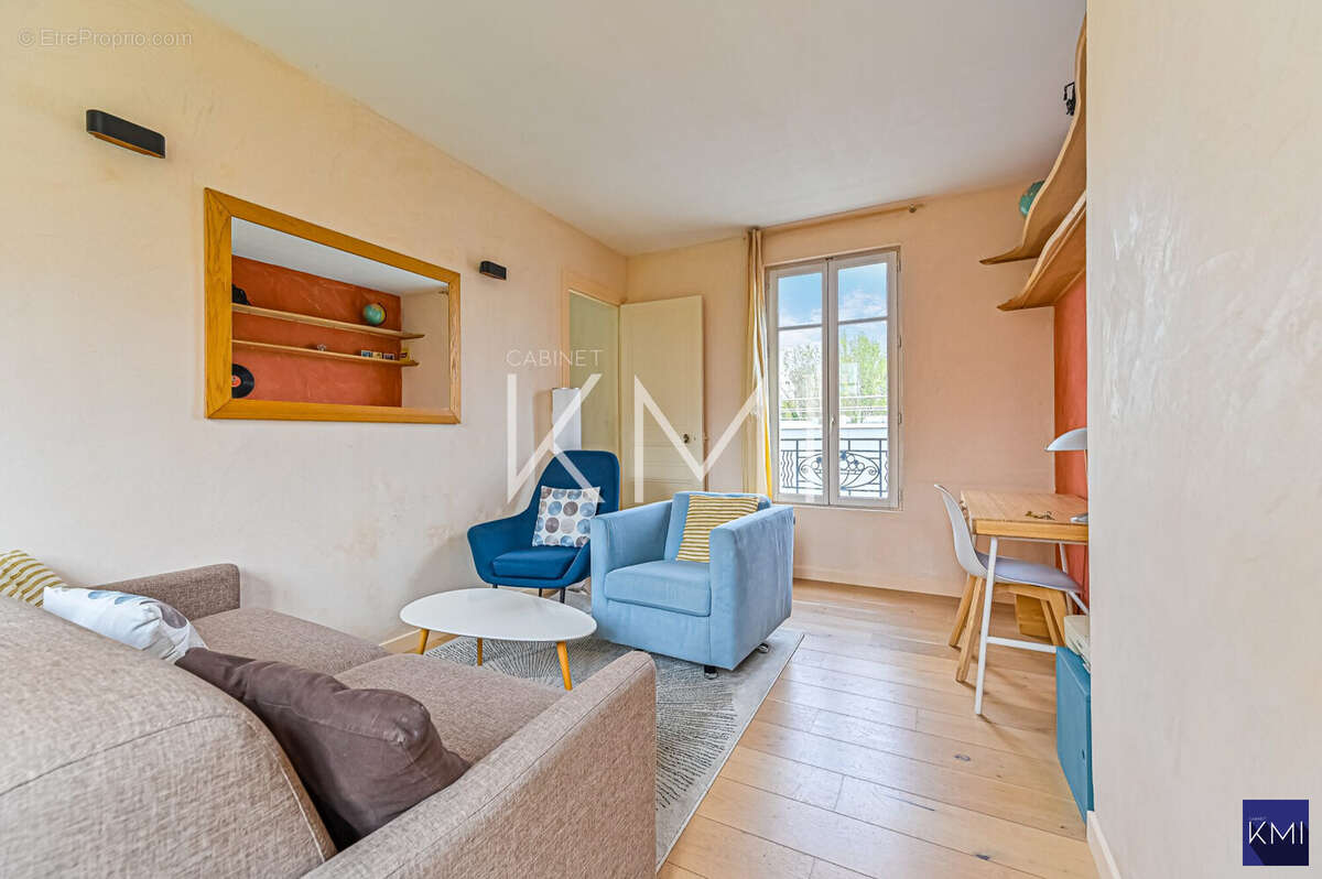 Appartement à PARIS-20E