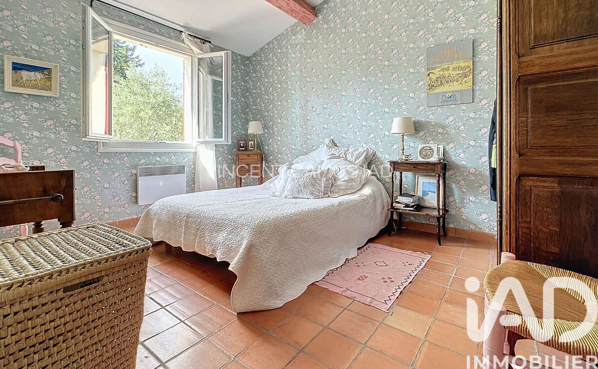 Photo 7 - Maison à LE CASTELLET