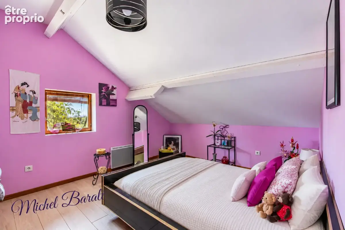 Dardilly – propriété familiale de 222 m² – 6 chambres – t2 indépendant – terrain de 1 647 m² – vue panoramique - photo 20