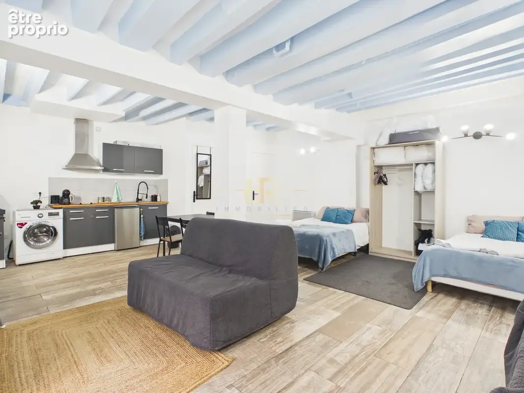 Appartement à PARIS-11E