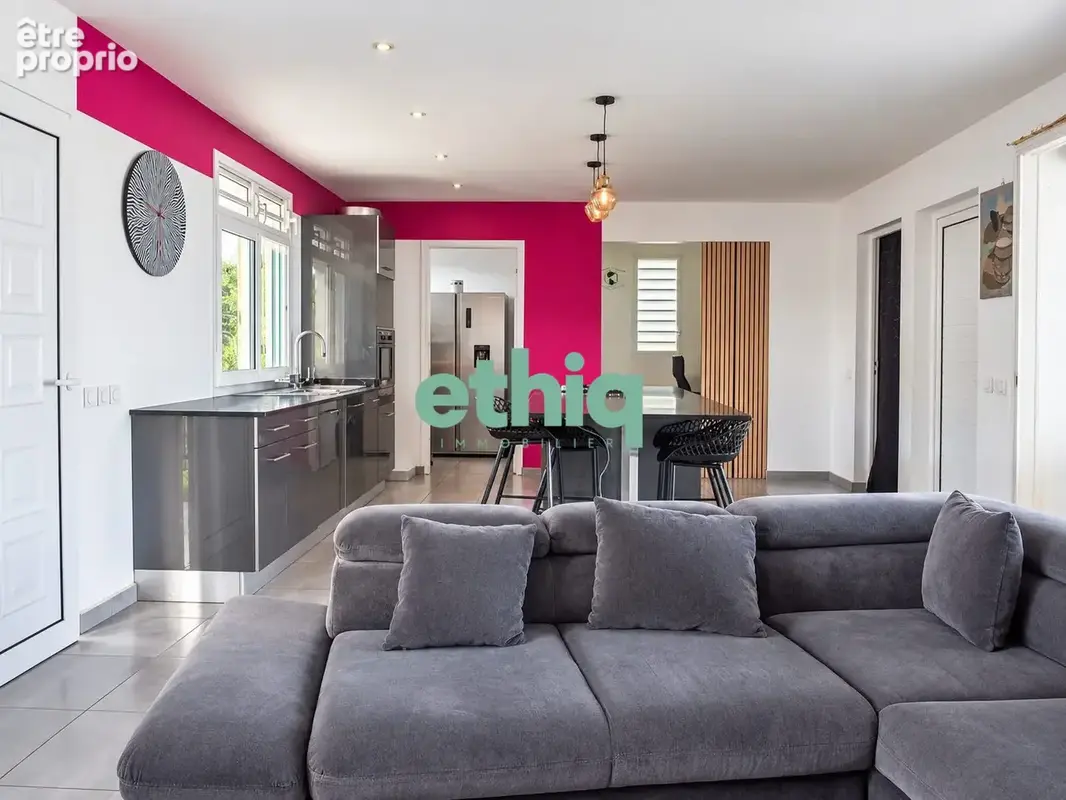 Maison 5 pièces 95 m² à vendre à Baie-Mahault (97122) - photo 6