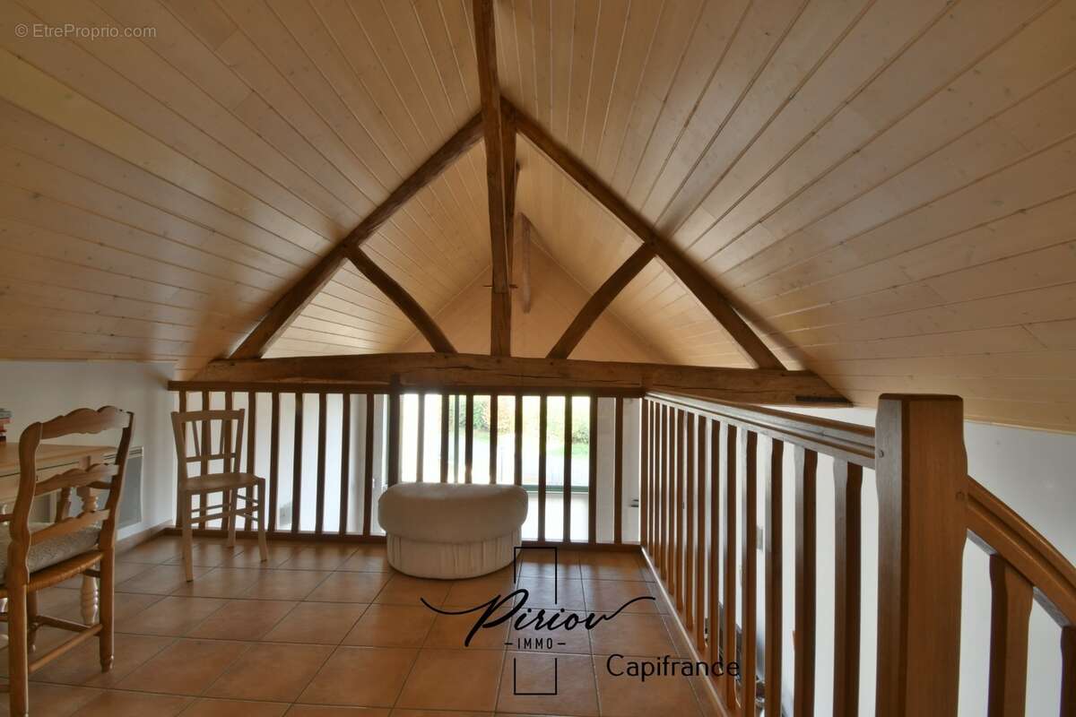 Propriété au charme de l'ancien - comprenant 2 gîtes - dépendances - photo 29