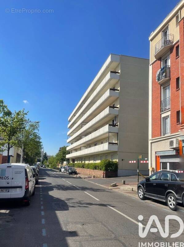 Photo 1 - Appartement à LA COURNEUVE