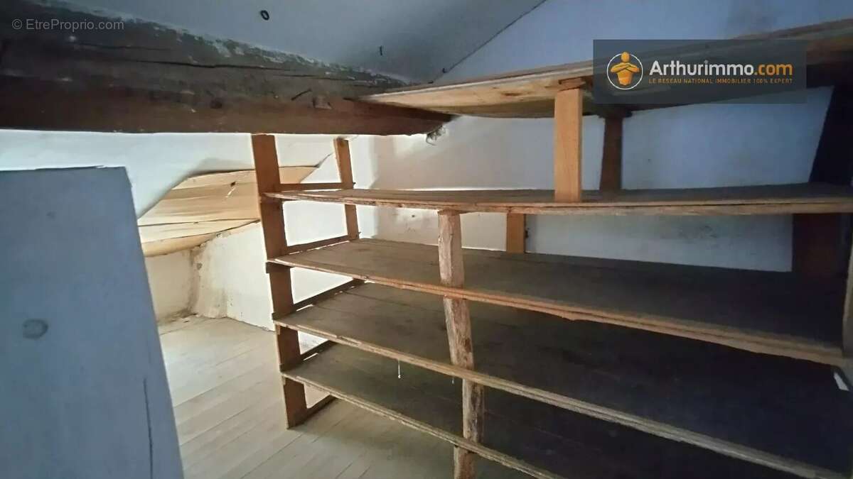 Maison à L&#039;AIGUILLON