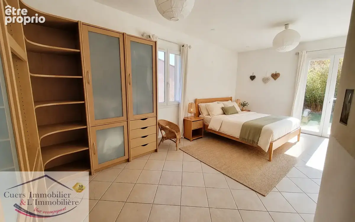 Cuers, villa T7 183m2 - photo 12
