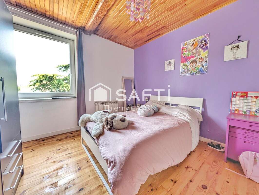 Photo 5 - Maison à UNIAS