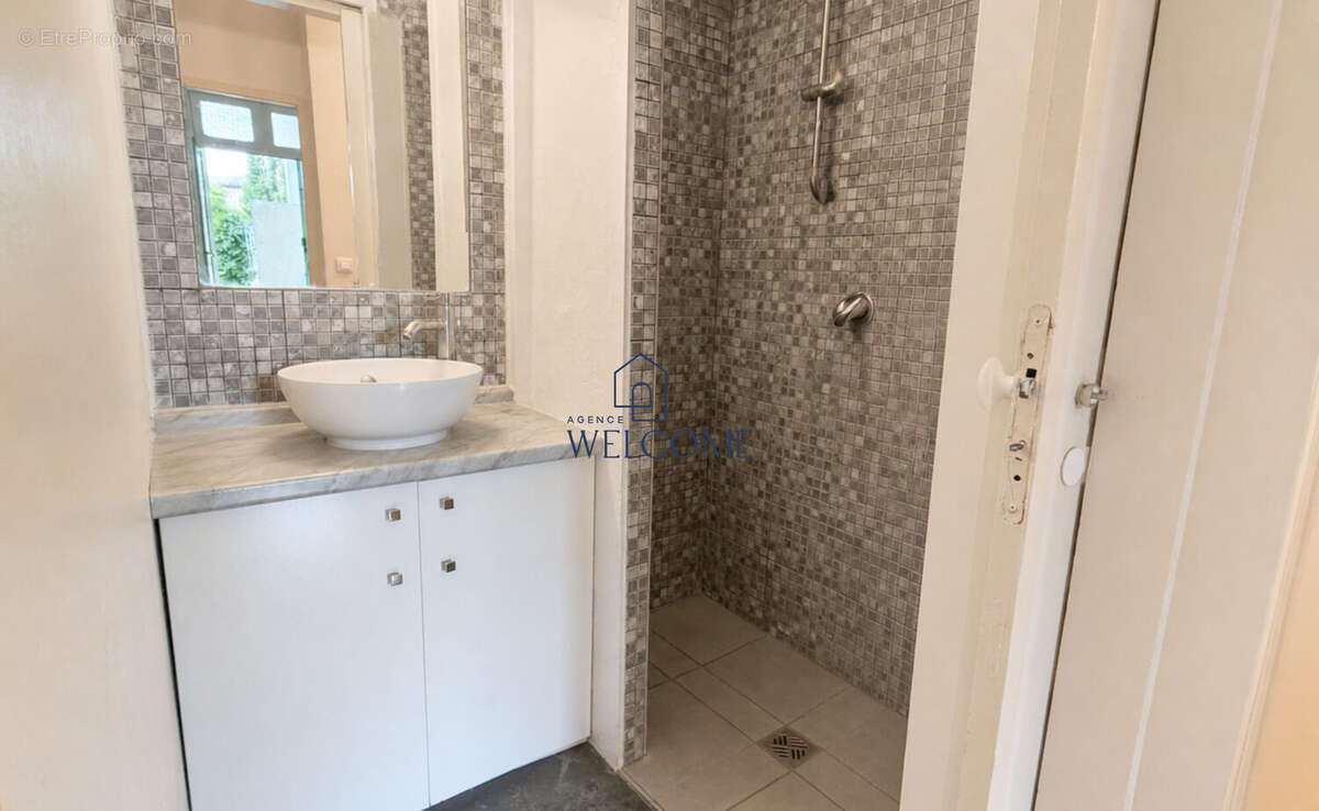 Appartement à FLORENSAC