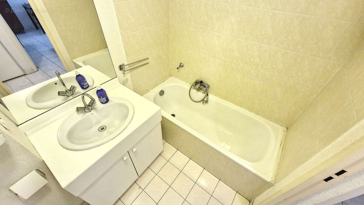 Appartement à FREJUS