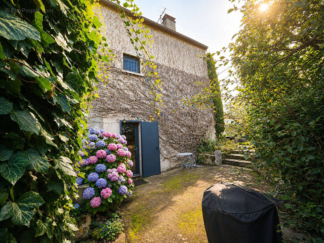 Maison à SOUCIEU-EN-JARREST