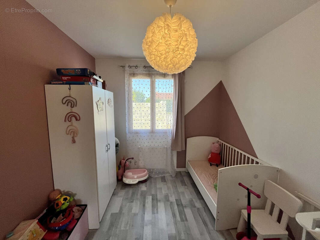 Maison à SAINT-PARRES-LES-VAUDES