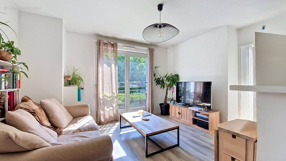 Appartement à LIMEIL-BREVANNES