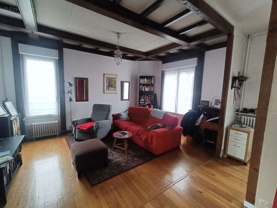 Maison à VILLEMOMBLE
